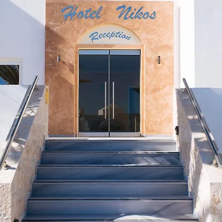 Nikos 4* Oia (Santorini)