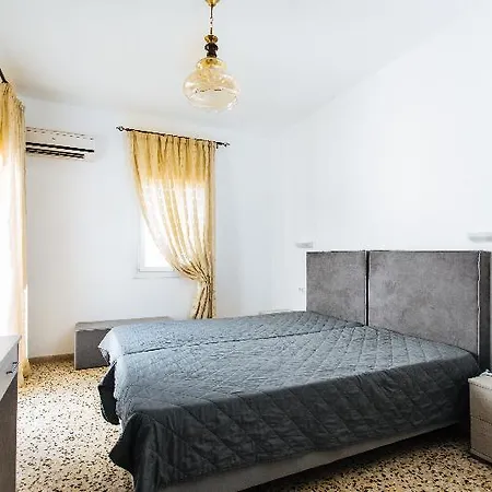 Nikos 4* Oia (Santorini)