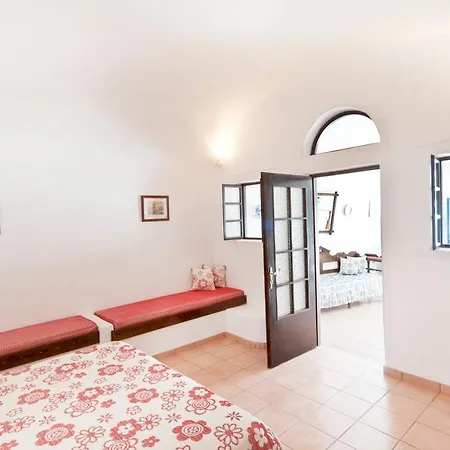 Nikos Hotel apartamentowy 4*