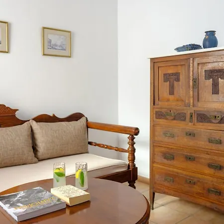 Lejlighedshotel Nikos 4*