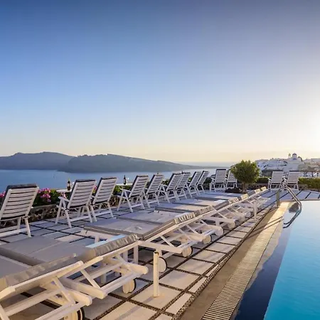 Nikos 4* Oía