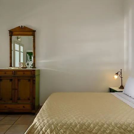 Nikos 4* Oia