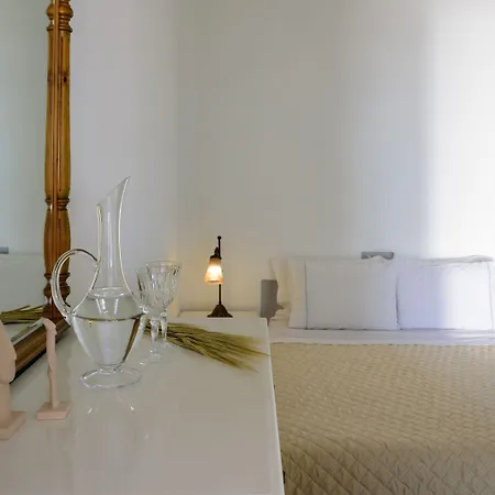 Nikos Oia (Santorini)