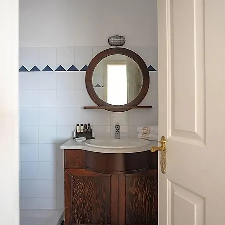Lägenhetshotell Nikos Oia