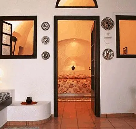 Hotel apartamentowy Nikos