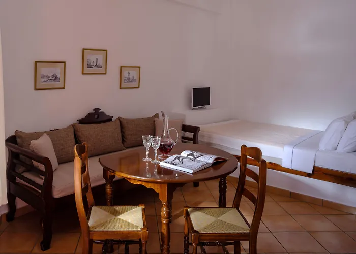 Lejlighedshotel Nikos 4*