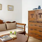 Hotel apartamentowy Nikos 4*