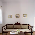 Nikos Hotel apartamentowy 4*