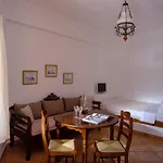 Hotel apartamentowy Nikos Oia