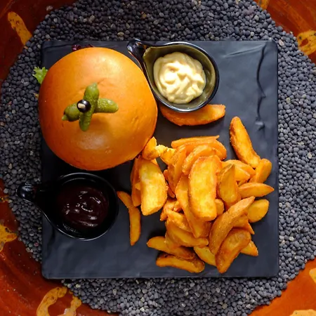 Nikos Oia (Santorini)