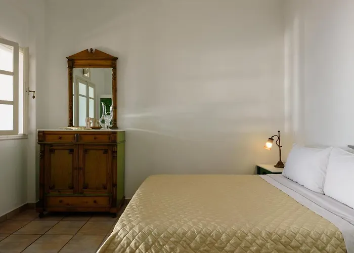 Nikos 4* Oia (Santorini)